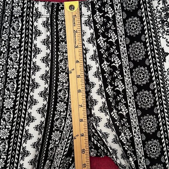 LOVE TREE HIGH RISE STRETCHY WOMENS PANTS, SIZE S, ELASTIC WAIST, FLARE FLORAL - Picture 9 of 10